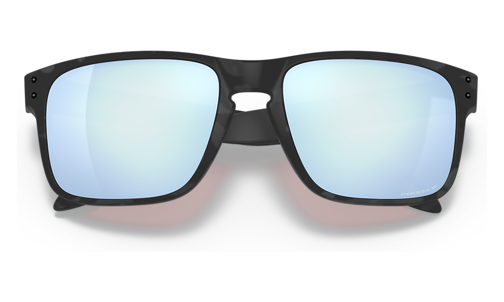 Päikeseprillid OAKLEY Holbrook Matte Black Camo Prizm Deep Water Polarized