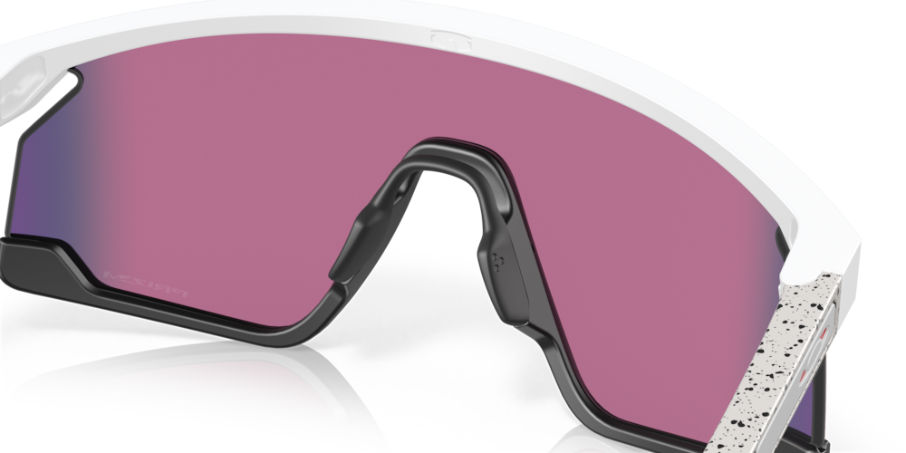 Päikeseprillid OAKLEY BXTR Matte White Prizm Road