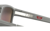 Päikeseprillid OAKLEY Latch Beta Matte Grey Ink Prizm Sapphire Polarized