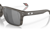 Päikeseprillid OAKLEY Holbrook XL Woodgrain Prizm Black Polarized