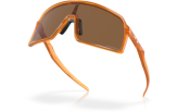 Päikeseprillid OAKLEY Sutro Transparent Ginger Prizm Bronze