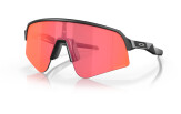 Päikeseprillid OAKLEY Sutro Lite Sweep Matte Carbon Prizm Trail Torch