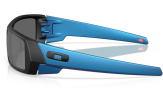 Päikeseprillid OAKLEY Gascan Matte Cyan/Blue Colorshift Prizm Black Polarized