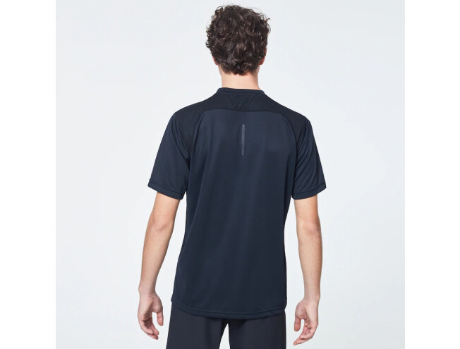 T-särk OAKLEY FOUNDATIONAL TRAINING SS TEE BLACKOUT; XL BLACKOUT XL
