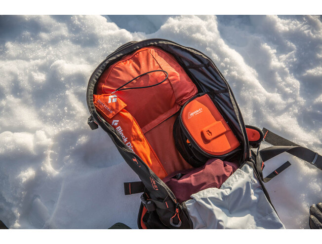 Avalanche equipment Scott