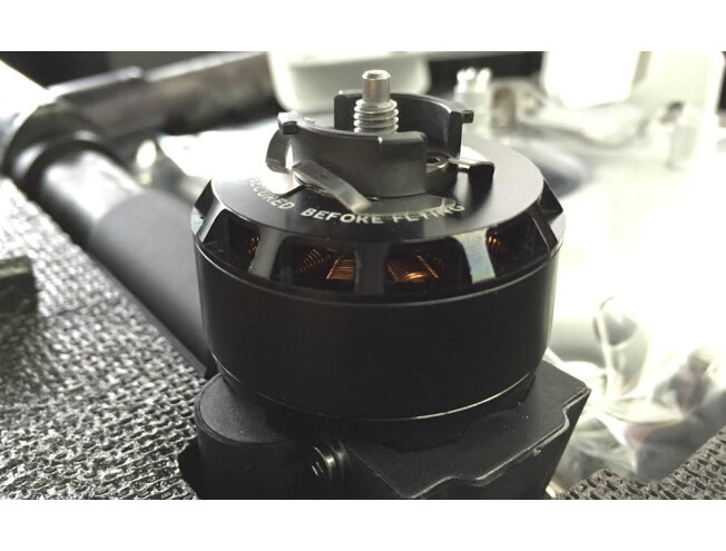 DJI Inspire 1 Propelleri kinnitused(1345s)