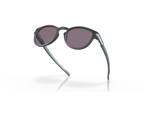 Päikeseprillid OAKLEY Latch Matte Carbon Prizm Grey
