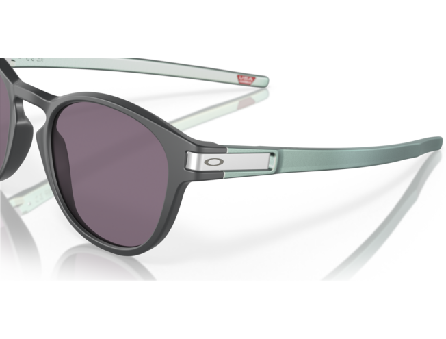 Päikeseprillid OAKLEY Latch Matte Carbon Prizm Grey