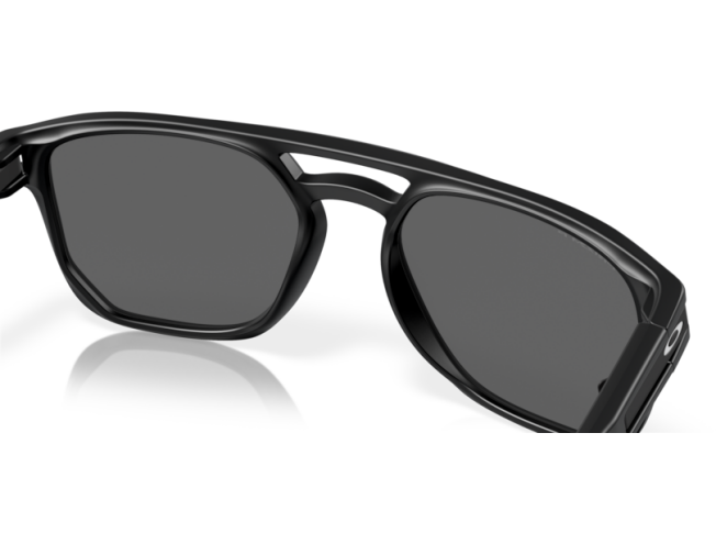 Päikeseprillid OAKLEY Latch Beta Matte Black Prizm Black Polarized