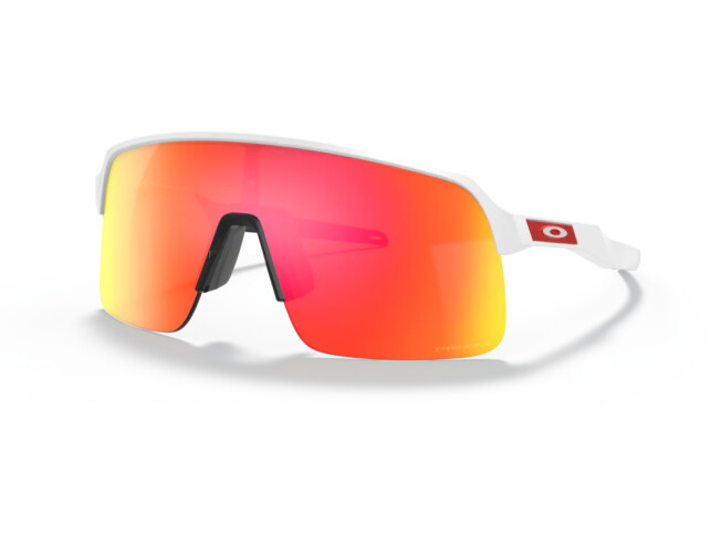 Päikeseprillid OAKLEY Sutro Lite Matte White Prizm Ruby