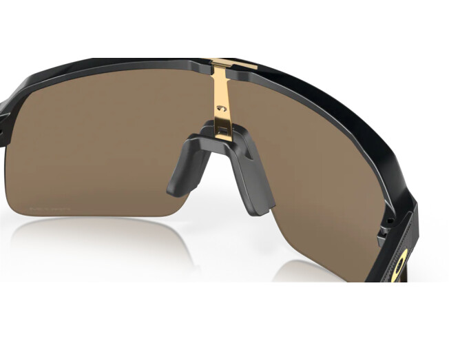 Päikeseprillid OAKLEY Sutro Lite Маttе Саrbоn Рrіzm 24Κ