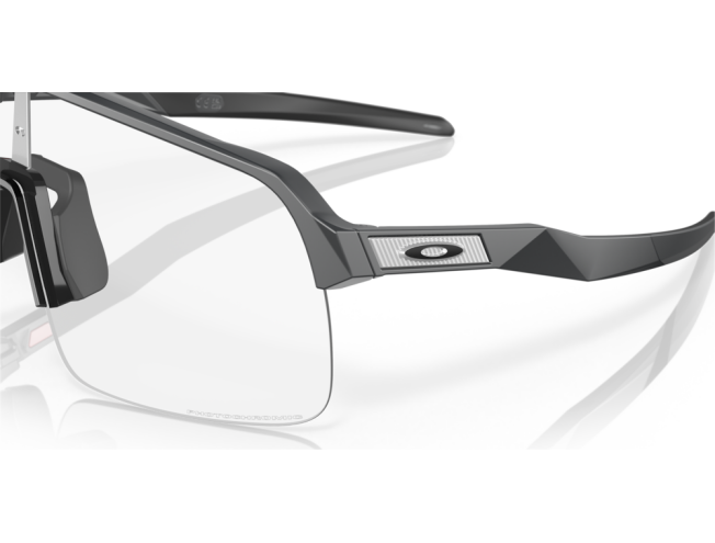 Päikeseprillid OAKLEY Sutro Lite Matte Carbon Photochromic