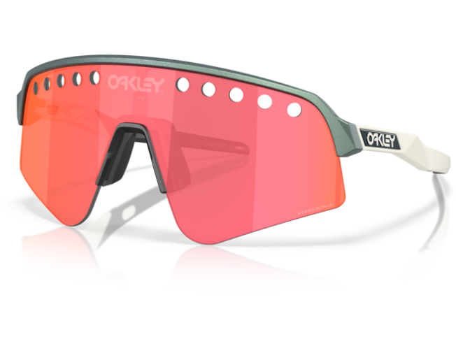 Päikeseprillid OAKLEY Sutro Lite Sweep Matte Silver/Blue Colorshift Prizm Trail Torch